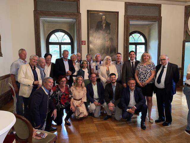 Der Wochenendbesuch der Ehrengäste aus den Partnerstädten startete am Freitag mit dem feierlichen Empfang im Schloss Porcia. | Foto: RegionalMedien Kärnten