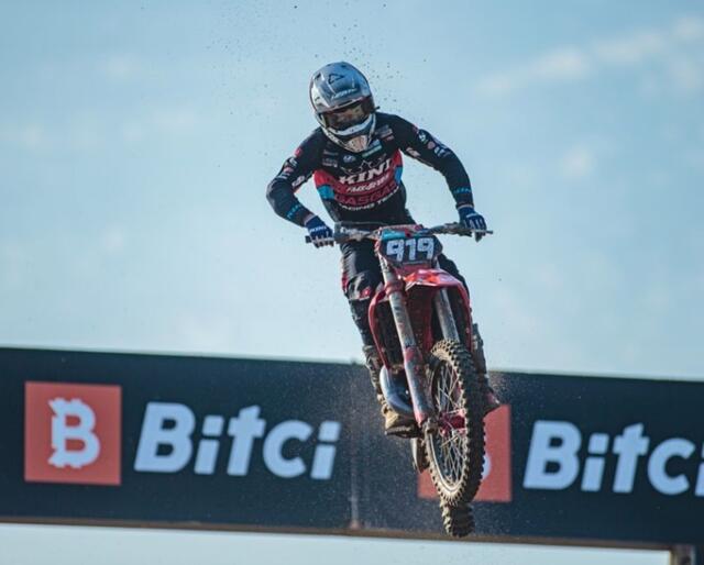 Maximilian Ernecker will im Motorcross noch hoch hinaus. | Foto: Ernecker