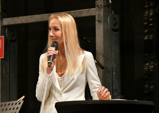 Moderatorin Silvia Eichlberger