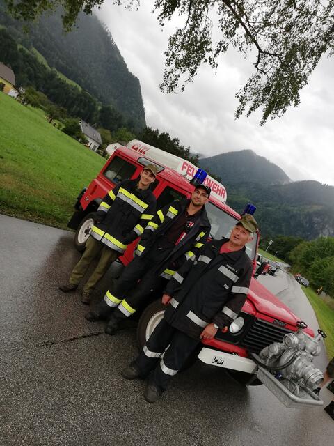 Streckensicherung durch die FF Mooslandl