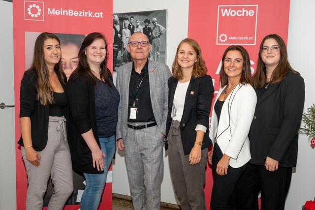Das Leobener Team der RegionalMedien Steiermark: Geschäftsstellenleiterin Manuela Kaluza mit Sarah Becker, Wolfgang Gaube, Sarah Konrad, Jessica Köck und Vanessa Gruber (v.l.) | Foto: Klaus Pressberger