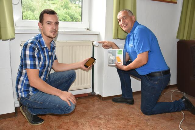 Christoph (links) und Fritz Buchinger, Installateurhof Buchinger in Waldhausen. | Foto: Robert Zinterhof