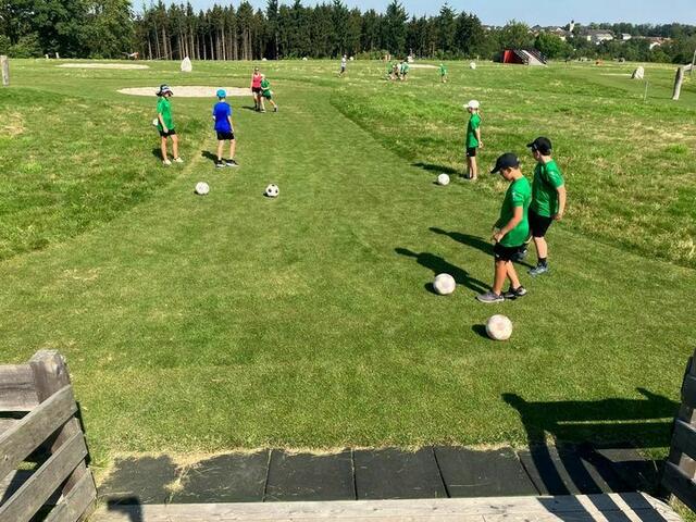 Mit dem Fußballgolf im Soccerpark Goldberg war für Abwechslung und Spaß gesorgt. | Foto: Ingrid Krenn
