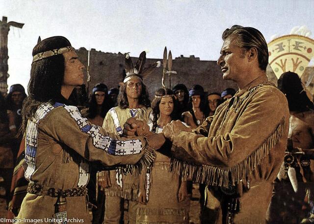 Stein des Anstoßes: Pierre Brice in seiner Paraderolle als Winnetou, nach den Büchern von Karl May. | Foto: Imago-Images United Archivs