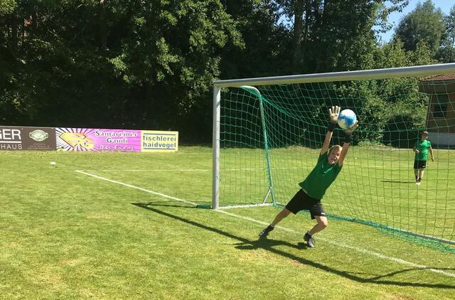 Die Kinder gaben beim Training und beim Abschlussturnier ihr Bestes. | Foto: Ingrid Krenn