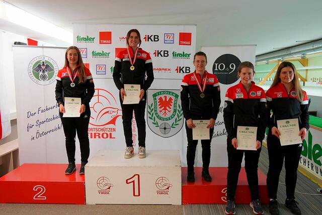 Olivia Hofmann konnte im 100m Stehend frei Bewerb der Allgemeinen Klasse Bronze gewinnen | Foto: Christian Kramer, TLSB