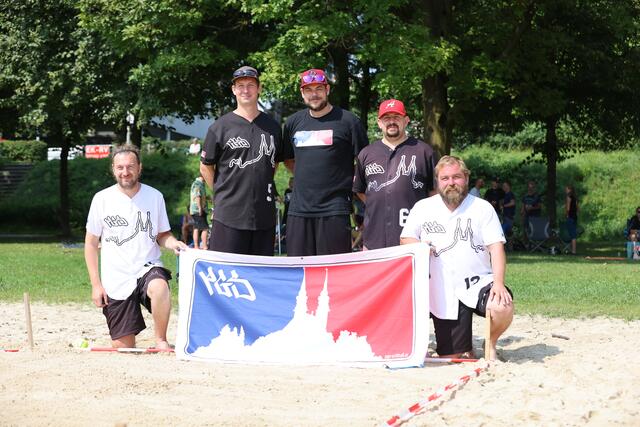 Stolzes Team: Die Jungs von "Pöstlingberg Ghetto Style" machen auch beim Boccia eine gute Figur. | Foto: Reischl (alle)