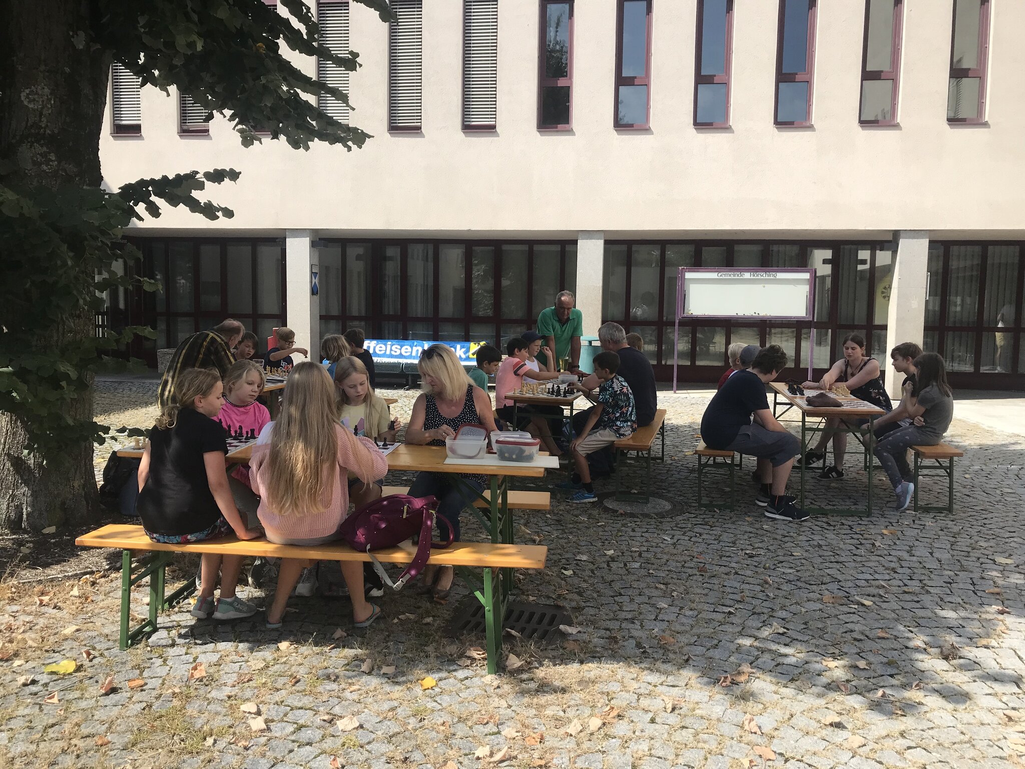 Ferienpass-Aktion in Hörsching: Heiße Züge am Schachbrett in Hörsching ...