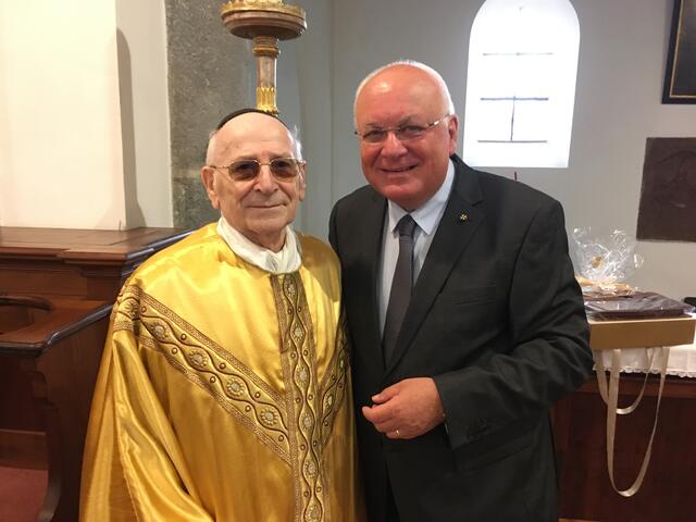 Jubilar Nikolaus Wagner mit Alt-Landeshauptmann Franz Schausberger. | Foto: Schausberger