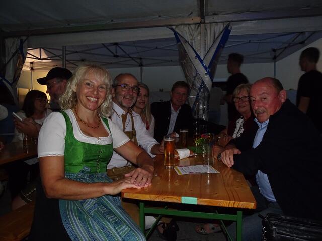 Sommernachtsfest Im Schloss Weinzierl Ein Musikalischer Sommernachtsfest Im Schloss Weinzierl Ein Musikalischer