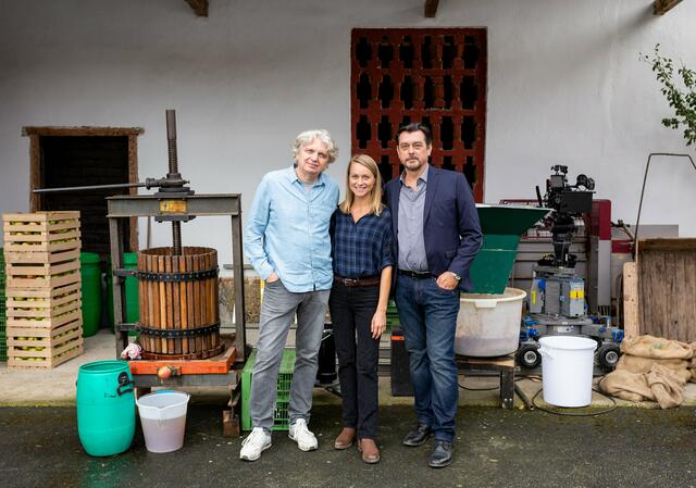 Regisseur Wolfgang Murnberger mit Anna Unterberger und Hary Prinz (rechts). | Foto: ORF
