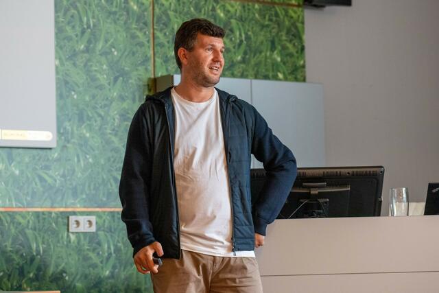 Sturms Sportchef Andi Schicker ist wohl fündig geworden. | Foto: GEPA