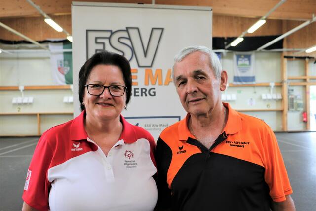 Ludmilla Remler und Peter Ehgartner laden zum Herbstfest des ESV Alte Maut. | Foto: Edith Ertl