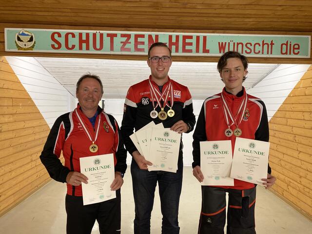 Georg Schachner, Gernot Rumpler und Florian Weiss holten sich die Medaillen bei der Staatsmeisterschaft. | Foto: Foto: Schachner