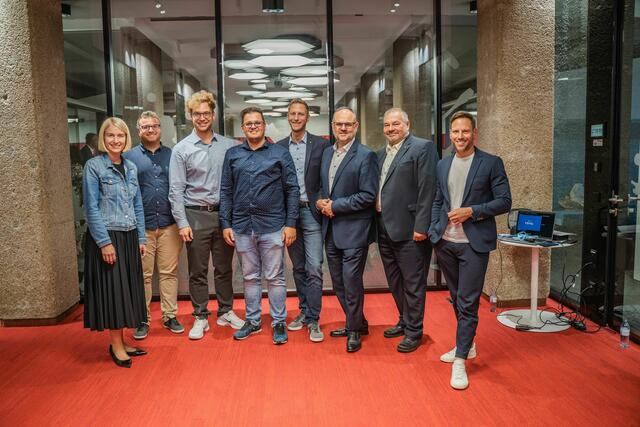 Start-up-Förderung für MAD Tech: Sparkasse OÖ unterstützt Rieder ...