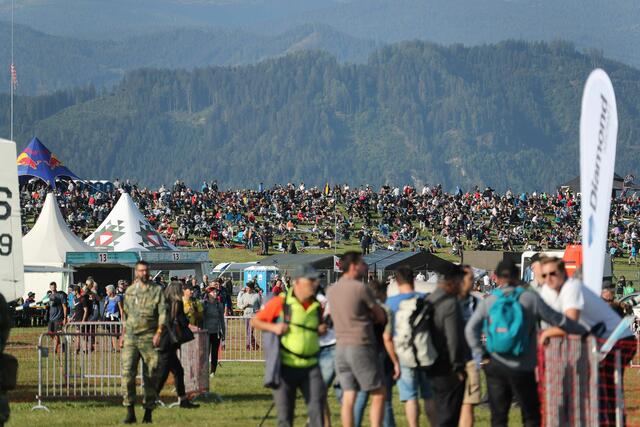 Das Gelände am Fliegerhorst Hinterstoisser war gut gefüllt. | Foto: ripu