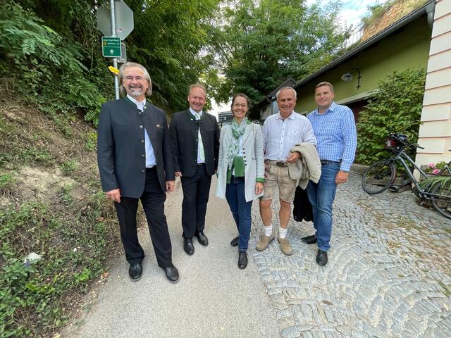 Eröffnung: Christian Knappl, Bgm. Gerhard Tastl, Andrea Zeileis, GF Ludwig Holzer, Xaver Franz Broidl | Foto: Necker