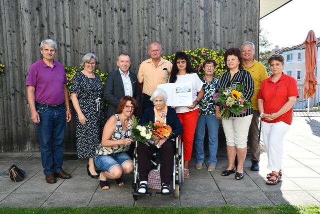 90Jahre müssen gefeiert werden | Foto: PBZ Waidhofen