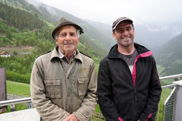 Andreas und Engelbert Neuner - Bergbauern und Betreuer des Kaunerberger Hangkanals. | Foto: ORF/Ab Hof TV Produktion