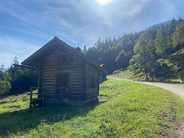 Wandertipp mit Video Tour auf den Hohen Kalmberg (über Saurücken