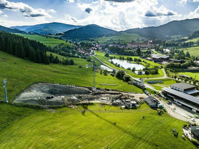 Der aktuelle Baufortschritt bei der Talstation. | Foto: Mediadome
