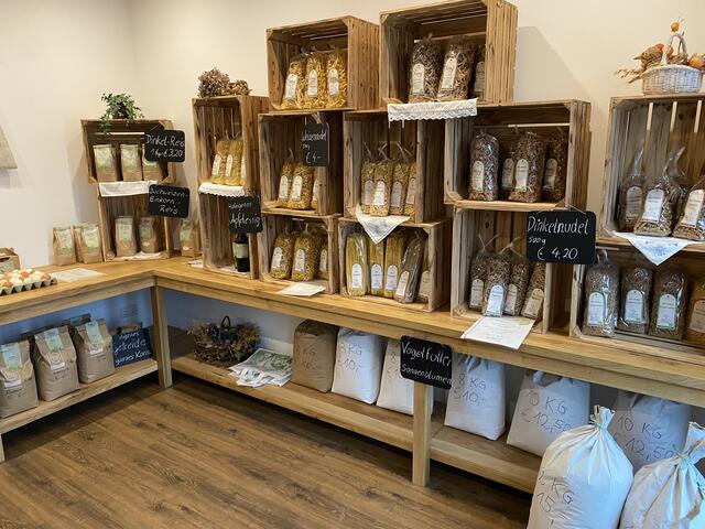 Biohof Hutterer in Kirchheim im Innkreis: Hofladen mit Selbstbedienung von 5 bis 20:30 Uhr | Foto: Hutterer