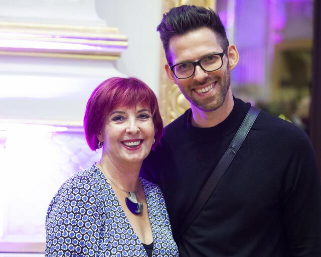 Eingebettet in das 90-Jahres-Jubiläum des TSK Schwarz-Weiss Wien, fand in den Sophiensälen die Wiener Landesmeisterschaft der Lateintänze statt. Als Gäste wurden unter anderem die Promi-Damen aus dem ORF-Format Dancing Stars begrüßt. Mit Greta Lech und Stefan Herzog.