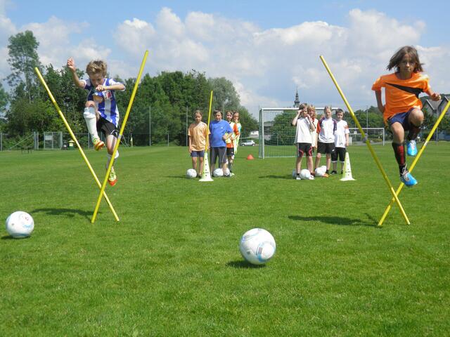 Das LAZ Gnas sucht die besten Fußballtalente der Region. | Foto: LAZ Gnas