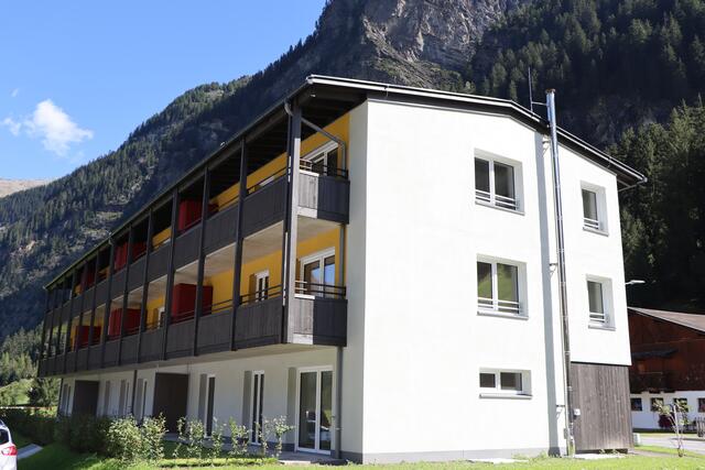 2,5 Millionen Euro wurden von der Neuen Heimat Tirol in das Wohnprojekt in Vergötschen investiert. | Foto: Othmar Kolp