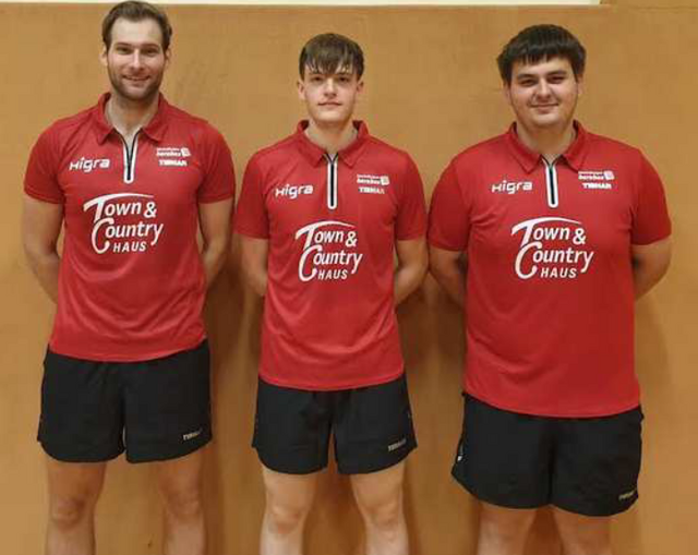 Erfolgreiches Team im neuen Outfit: Martin Storf, André Pierre Kases und Michael Seper | Foto: UTTC Oberwart