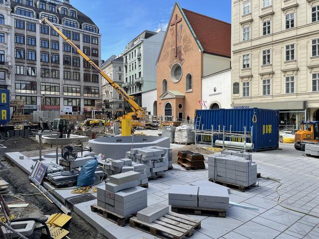 Die Baustelle am südlichen Teil des Neuen Markts. | Foto: Niklas Varga