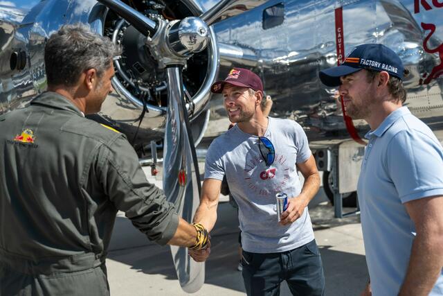 Benjamin Karl and Matthias Walkner zu Gast in Zeltweg. | Foto: Sebastian Marko/Red Bull Content Pool