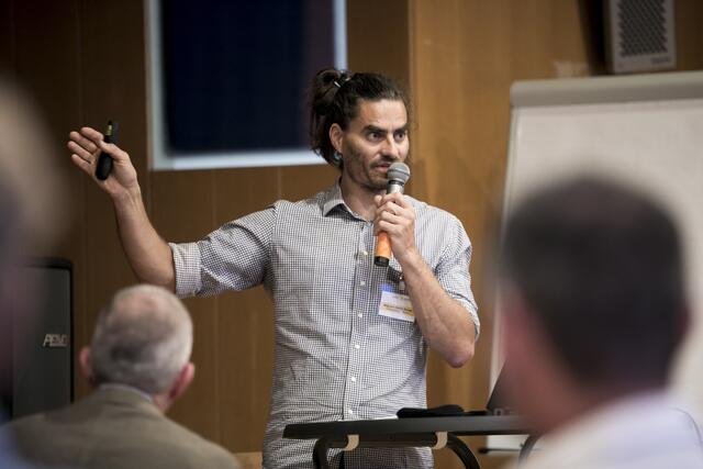 FH-Kärnten-Senior-Researcher und Lecturer im Studiengang Architektur Stefan Breuer ist Spezialist für das Thema Reconstructing. | Foto: Helga Rader