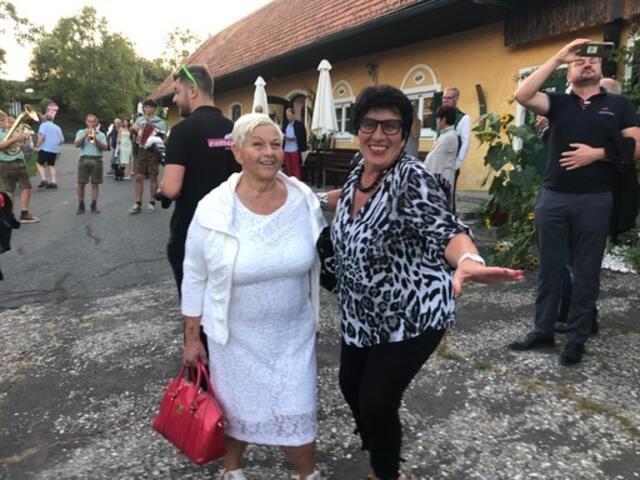 Jazz Gitti und Monika Fellner genossen die Driving Days. | Foto: Xfactionas Foundation