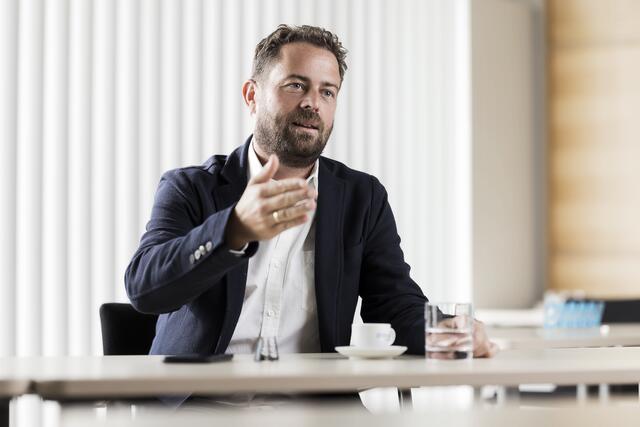 Florian Niedersüß, Vorstandssprecher des Welser Energieunternehmens eww, im Gespräch mit der BezirksRundSchau über Energiekrise, Strompreisdeckelung und die  Lage für Wels.  | Foto: eww