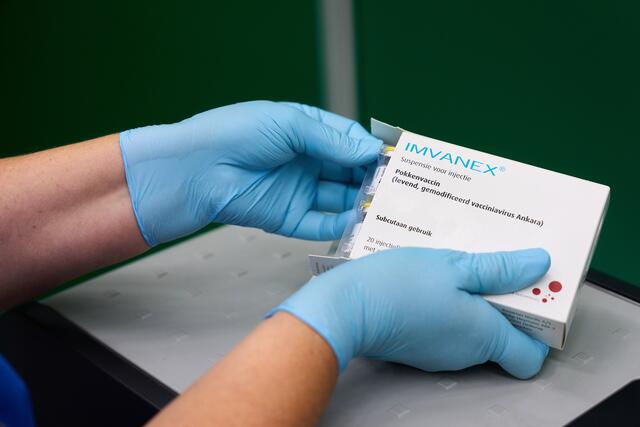 In der EU heißt der Affenpocken-Impfstoff Imvanex® und stammt vom Hersteller Bavarian Nordic. | Foto: Phil Nijhuis / ANP / picturedesk.com