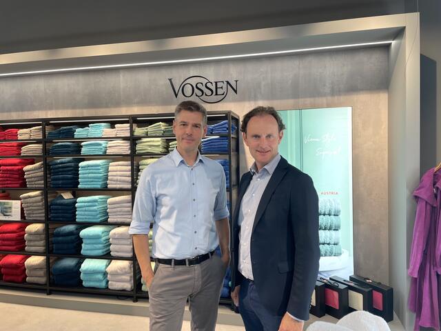 Die Geschäftsführer Marc Thamm (links) und Paul Mohr mussten das Vossen-Werk bisher für insgesamt drei Wochen völlig abschalten. | Foto: Martin Wurglits