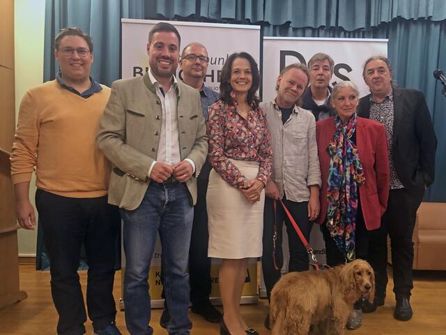 GR Roman Friedrich, StR Franz X. Hebenstreit, Prof. Christoph Helfer (Direktor der Tullner Museen), Ursula Liebmann (Geschäftsführerin Treffpunkt Bibliothek), Christoph W. Bauer, Moderator Stefan Gmünder, Sylvia Treudl (Obfrau Literaturhaus NÖ) und Michael Stiller (Geschäftsführer Literaturhaus NÖ). | Foto: Treffpunkt Bibliothek