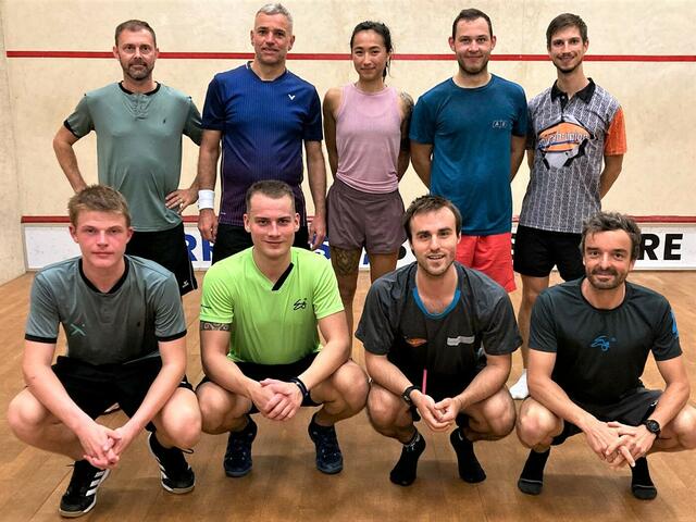 vlnr. stehend: Czaska, Monschein, Peychär, Füzes, Strobl, hockend: Vedra, Medakovic, Haunschmid und Dirnberger. | Foto: NV Squash-Union Wr.Neudorf-Mödling