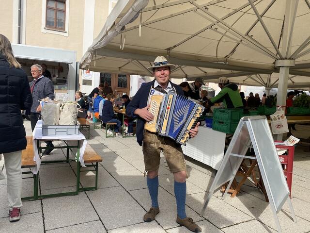 Stefan Hofner sorgt für musikalische Stimmung