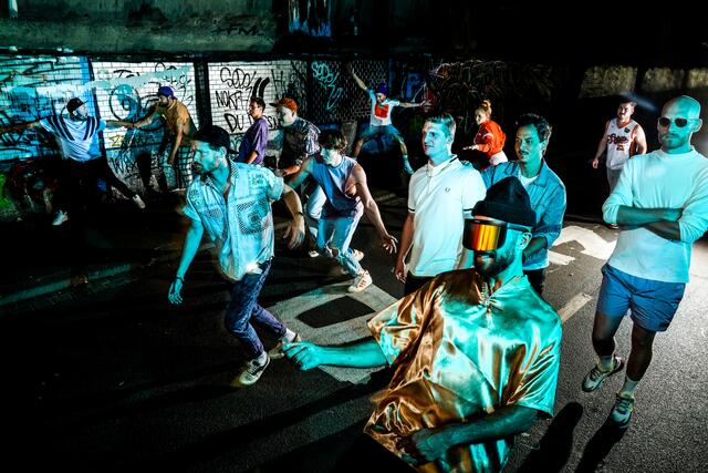 "Das Q" kommt am 24. September in den Linzer Posthof. Die dreizehnköpfige Kapelle freut sich schon darauf, alle Tanzwütigen mit ihren hippen Sounds verzaubern zu dürfen.  | Foto: monsterpics