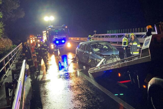 Die ganze Familie musste ins Krankenhaus gebracht werden | Foto: FF Preitenegg