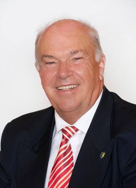 Franz Stix sitzt seit 1991 im Gemeinderat Ternitz. | Foto: Wieland