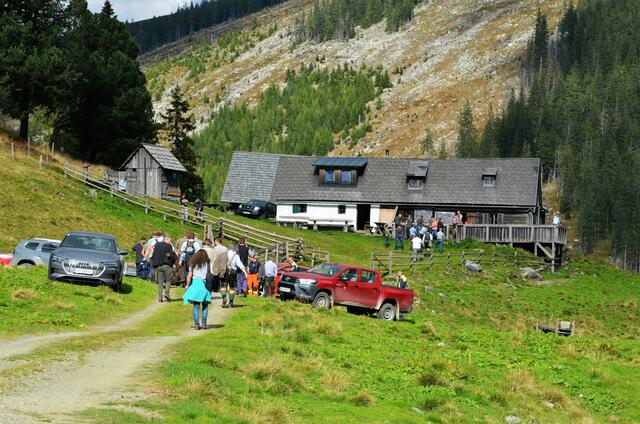 Fachexkursion zum Thema Waldbrandbekämpfung und Risikoabschätzung in Sankt Stefan/Lobming. | Foto: WAFO
