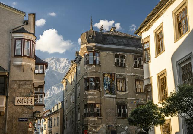 In der Haller Altstadt werden Führungen zum geschichtsträchtigen Guarinonihaus  angeboten. | Foto: TVB Hall Wattens 