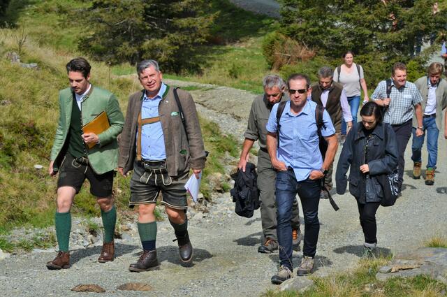 Fachexkursion zum Thema Waldbrandbekämpfung und Risikoabschätzung in Sankt Stefan/Lobming. | Foto: WAFO