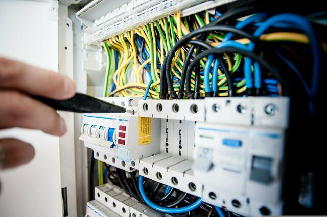 Bei "Bitte lass das bleiben" suchen wir Tipps von Berufsgruppen für ihre Kunden. Klaus Eder spricht dabei stellvertretend für die Gruppe der Handwerker. | Foto: Pixabay.com