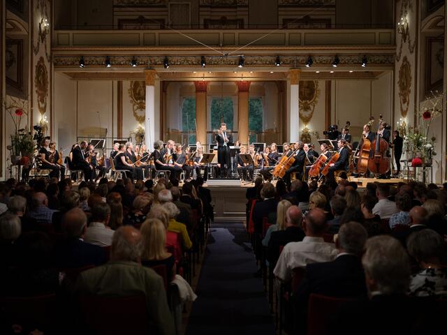 Das Publikum und die Ehrengäste im ausverkauften Haydnsaal waren begeistert. | Foto: Michael Pinzolits / Esterházy