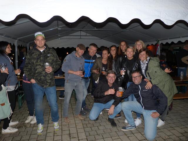 Die Besucher:innen hatten jede Menge Spaß und genossen die Zeit am Hautplatz!