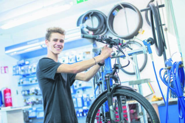 Verschiedene Veranstaltungen im Bundesland Salzburg laden junge Leute dazu ein, sich über unterschiedliche Berufe zu informieren. | Foto: WKS / Neumayr / Leopold 